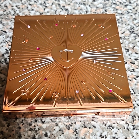 Charlotte Tilbury Pillow Talk Beautyverse Love Palette Eyeshadow Palette - Picture 2 of 5